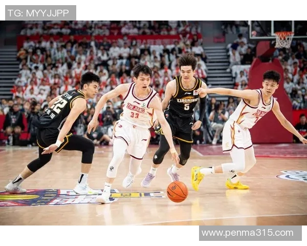 杭州篮球队总决赛团队协作表现分析与评价探讨