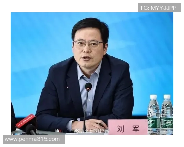 揭秘刘军的足球成功之道与背后的坚持与智慧