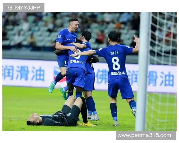 体育实时数据武汉足球队在世界杯中的实力表现深度分析与点评 体育实时数据武汉足球队在世界杯中的实力表现深度分析与点评